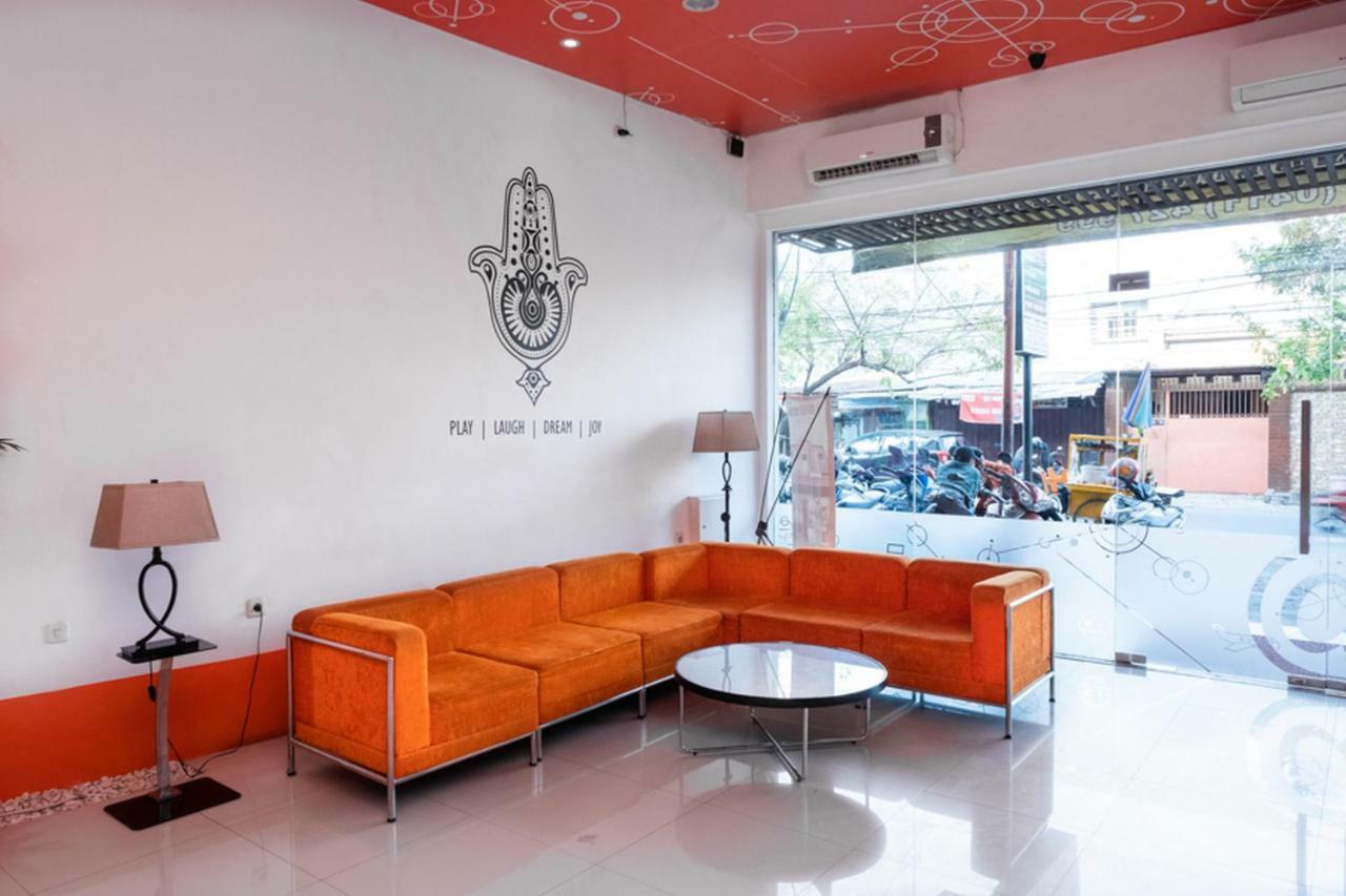 Hotel Reddoorz @ Pelita Raya Rappocini Makassar Exterior foto