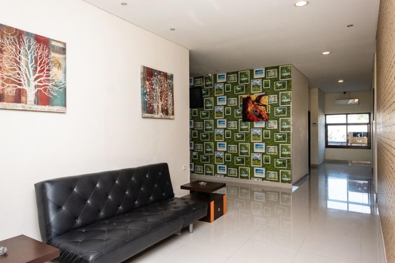 Hotel Reddoorz @ Pelita Raya Rappocini Makassar Exterior foto